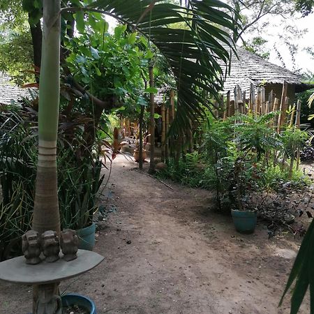 Evergreen Eco Lodge Retreat Tujereng Luaran gambar